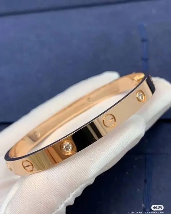 American_Diamond_Rose_Gold-Plated_Cuff_Bracelet,_Stainless_Steel_Bangle_Bracelet_With_Cubic_Zirconia/Cz_For_Women_&_Girls,_Openable_Bracelet_With_Magnetic_Lock,_Valentine'S_Day_Gift