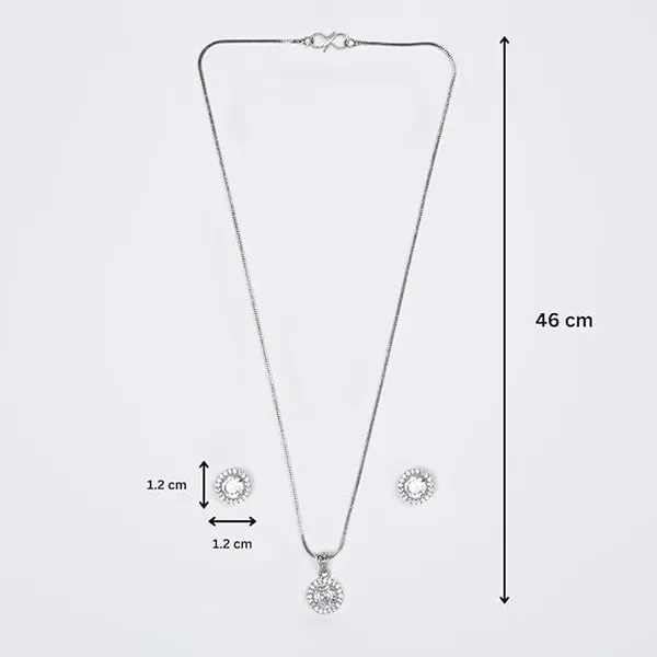 Silver_Gift_Pendant_With_2_Earrings_Design_With_Princess_Cut_Round_Pendant_Gift_Set_For_Women