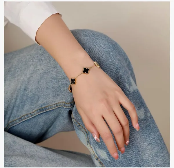 Glod_&_Black_Stainless_Steel_Stylish_Almaha_Aura_Clover_Anti_Tarnish_Bracelet_For_Women