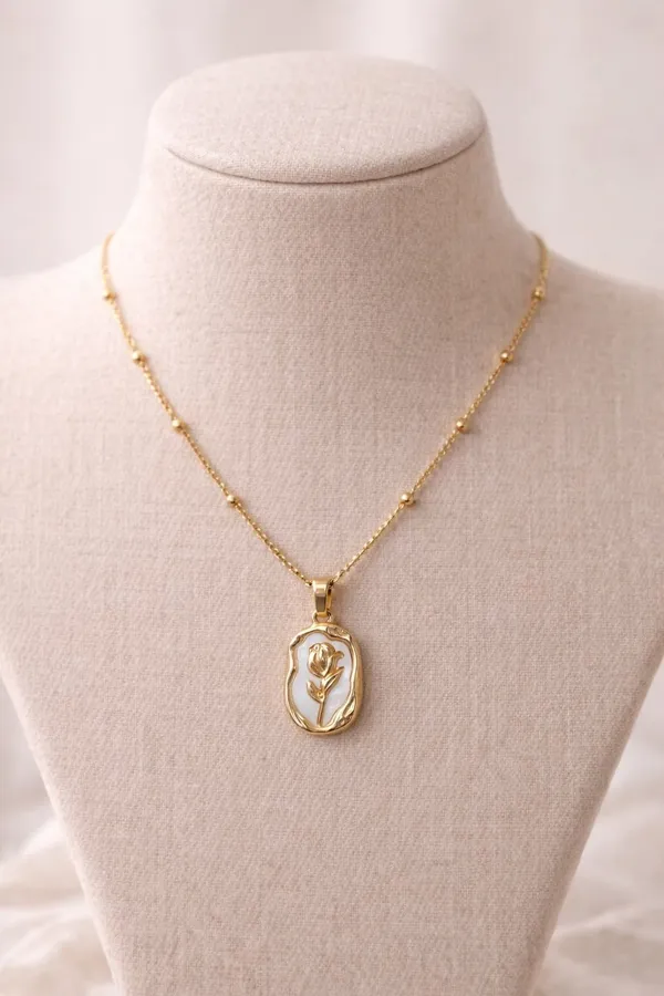Floral_Pendant_Necklace
