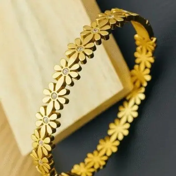Flower_cuff_Bracelete