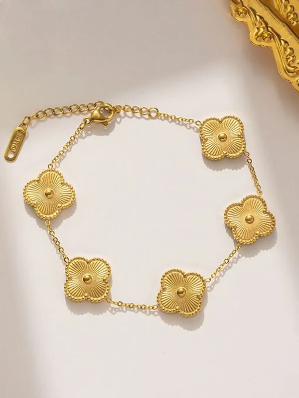 Almaha_Aura_Clover_Anti_Tarnish_Bracelet_for_Women_Stylish_|_Stainless_Steel_Bracelet_for_Woman_|_Fashion_Jewellery_for_Women_Aesthetic_Accessories_for_Girls_Chain_Bracelet_Gold
