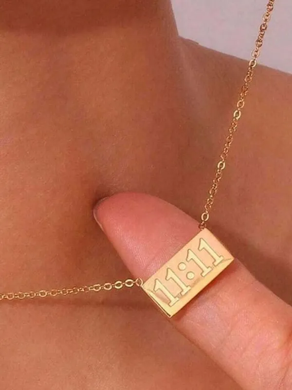 Multicolor_Pendent_Chain_For_Women