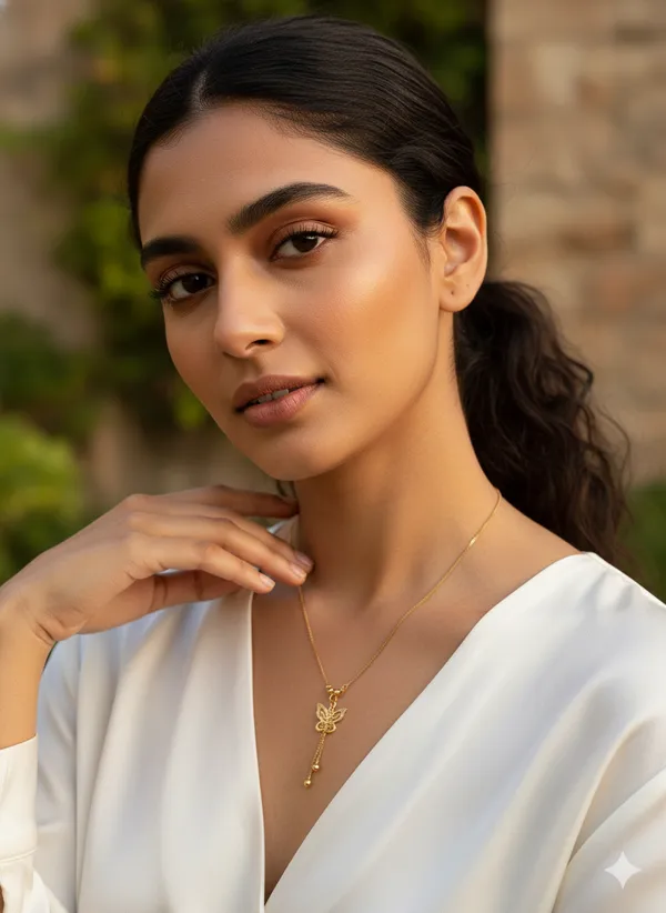 Golden_Sparkle_White_Circle_Necklace_Set_For_Women