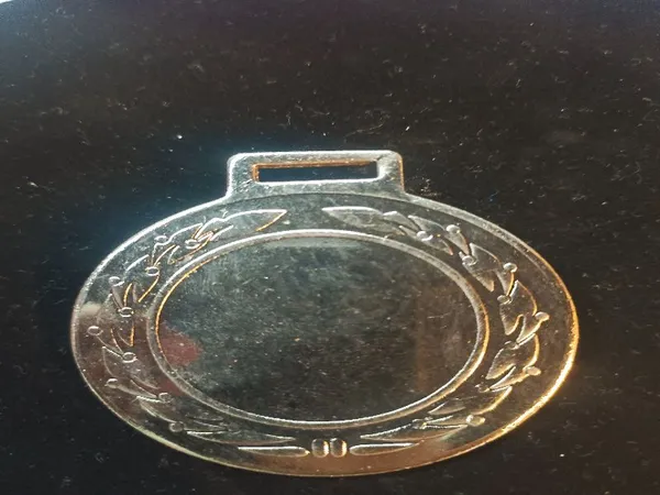 Silver_Metal_Medals_For_Corporate_Awards_(Pack_of_10)