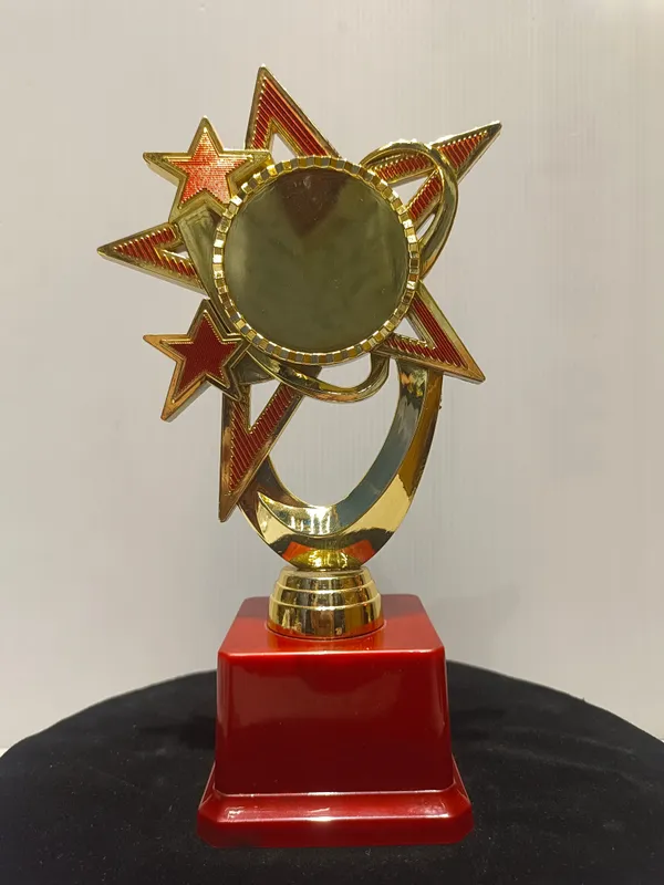 Red_&_Golden_Plastic_Trophy_For_Corporate_Award_,_Star_Trophy_,_Sports_Trophy