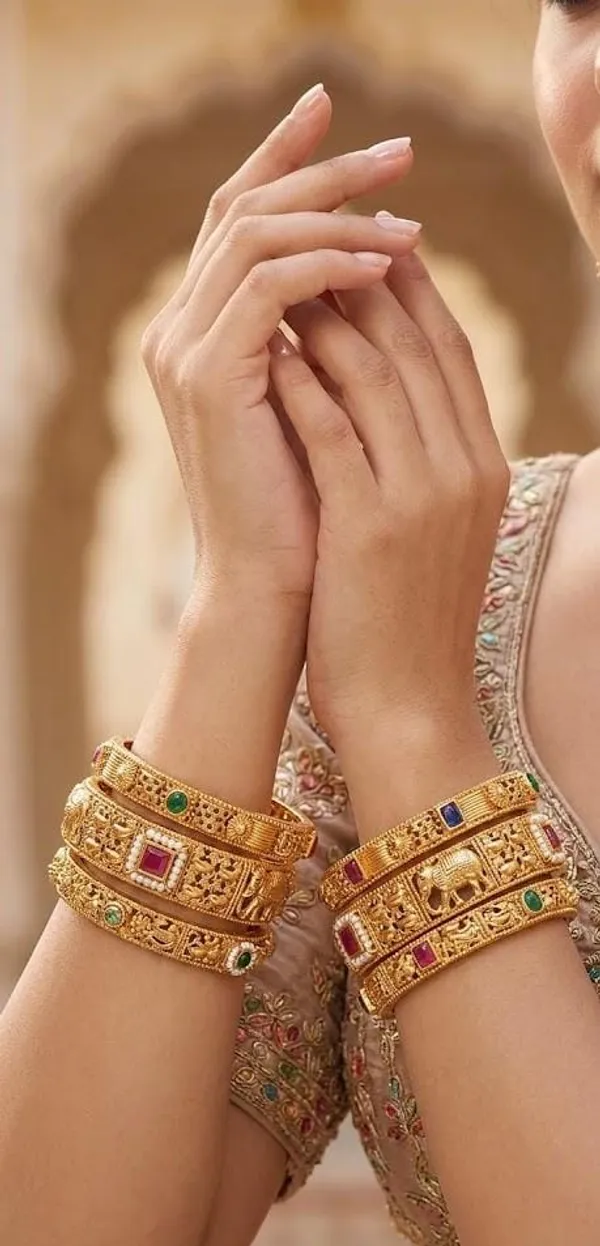 3_Set_Of_The_Bangle_For_Both_Hands