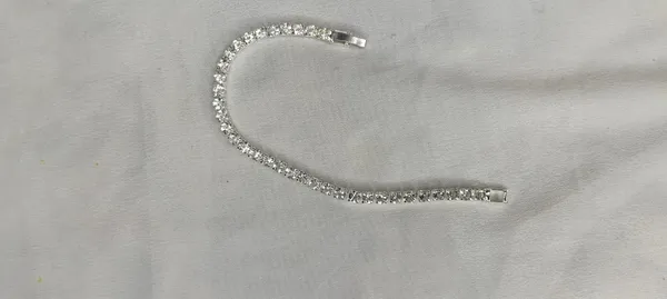 Classic_Crystal_Tennis_Bracelet