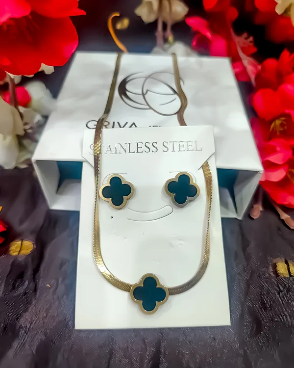 Clover_Cham_Elegance_Pendant_Set
