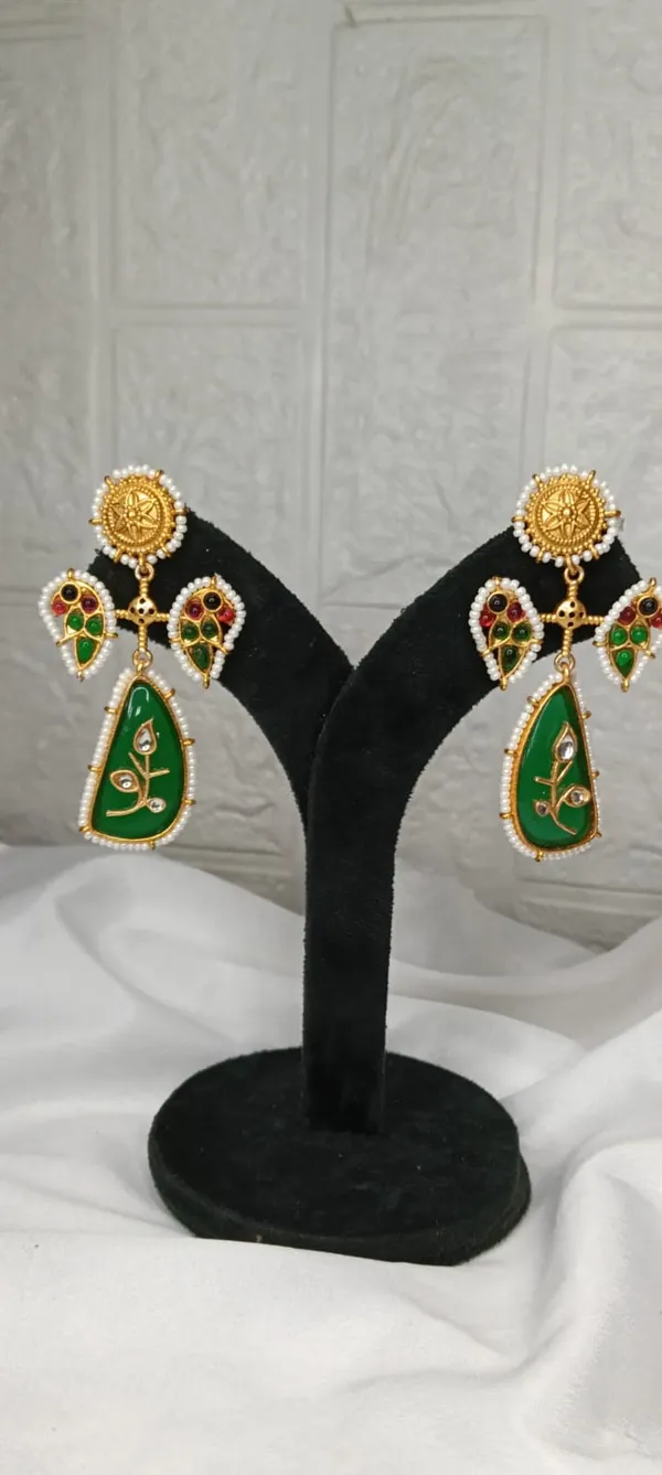 Gulmarg_Greens_Earrings__[Variable-1]