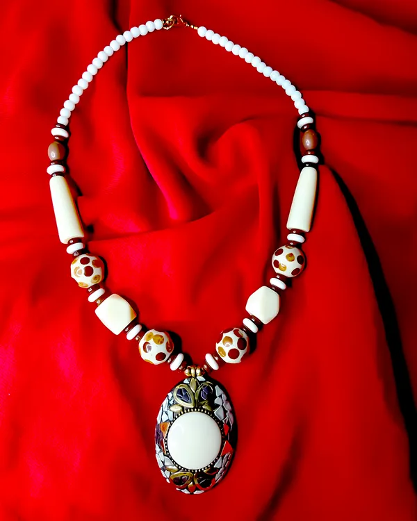 Ethereal_Medallion_Necklace________________________(Variable-1)