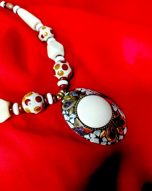 Ethereal_Medallion_Necklace________________________(Variable-1)