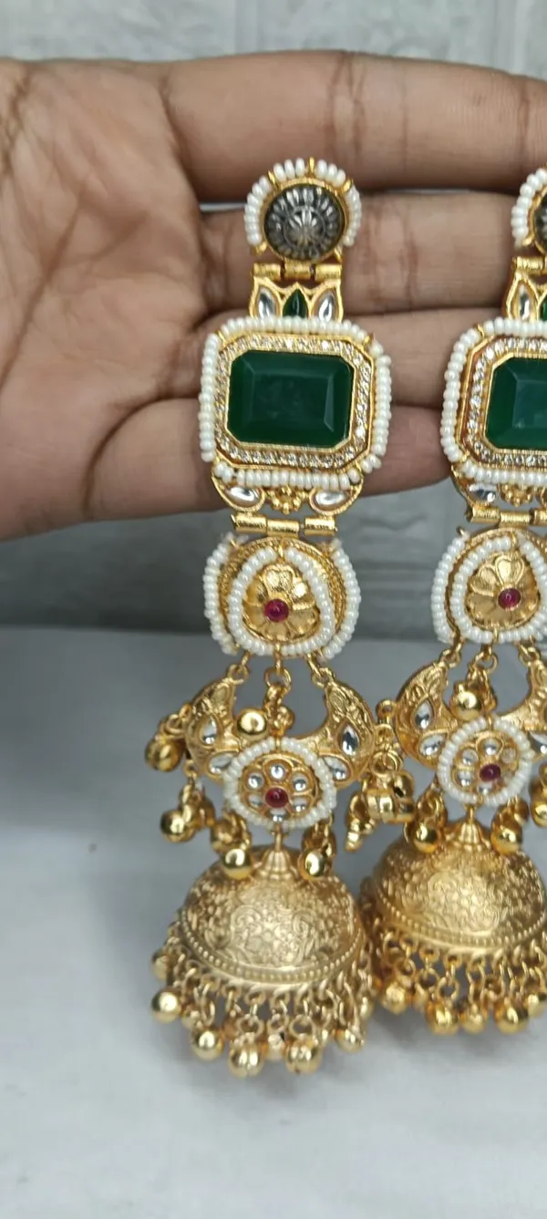 Noor_Mahal_Pearl_Jhumkis_Earrings