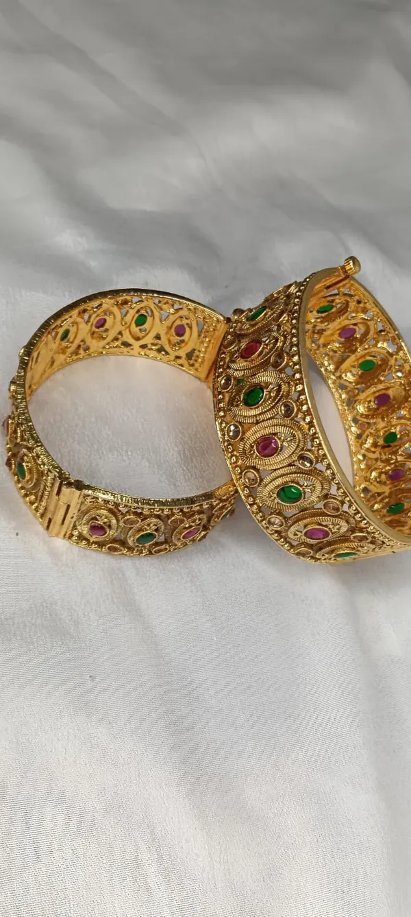 Rajwada_Meenakari_Kangan