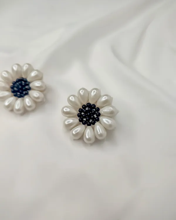 Pearl_Blossom_Stud_Earrings