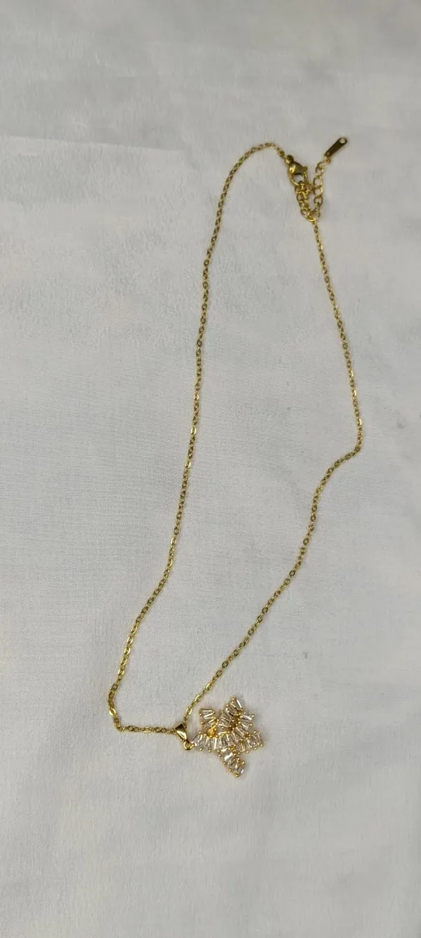Radiant_Starflower_Necklace
