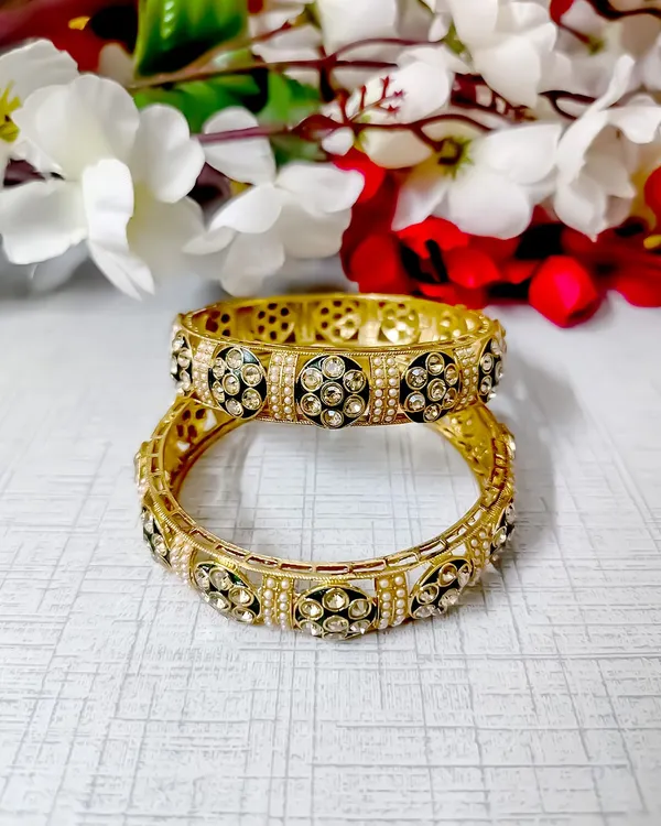 Royal_Blossom_Golden_Kada_Bracelet