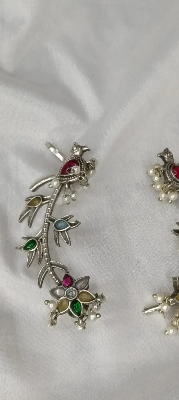 Satarangi_Pushp_Ear_Cuff_Oxidised_Earring_[Variable-5]
