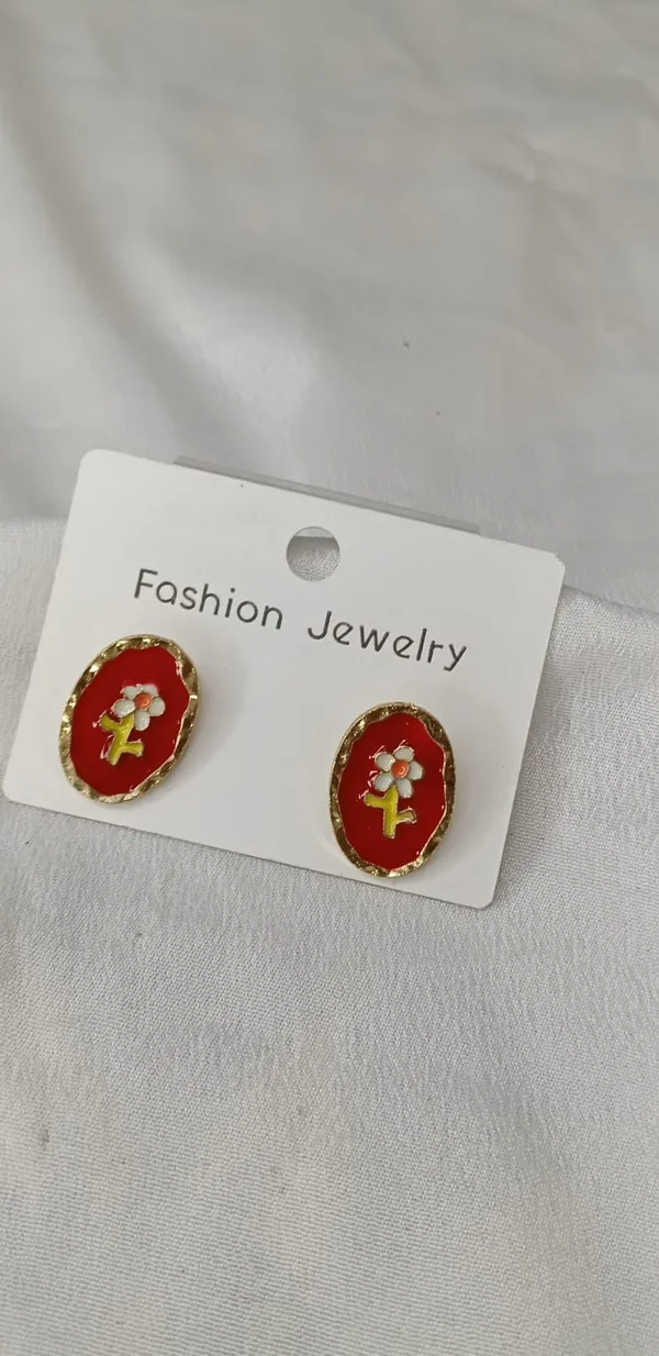Red_Bloom_Oval_Studs_Earrings