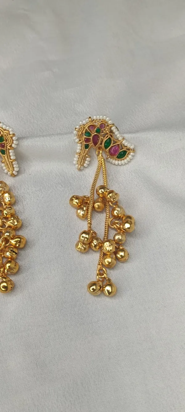 Noor_Kashmiri_Jhumkis_Earrings