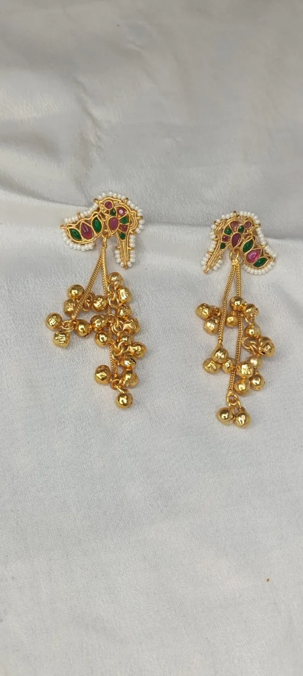 Noor_Kashmiri_Jhumkis_Earrings