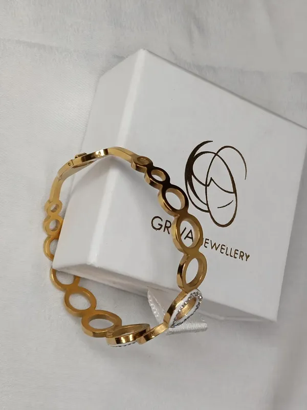 Eternal_Elegance_Bracelet