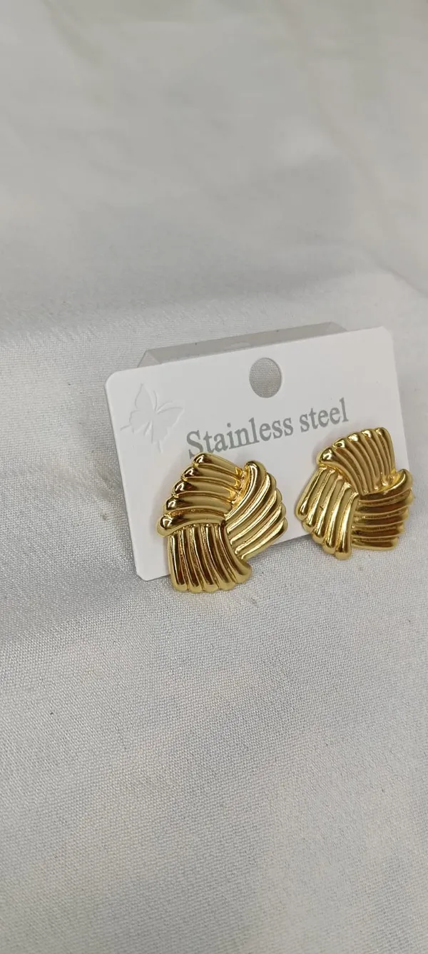 Golden_Knot_Classics_Earrings
