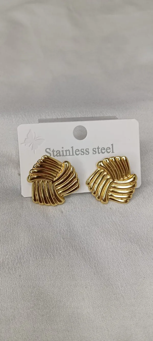 Golden_Knot_Classics_Earrings
