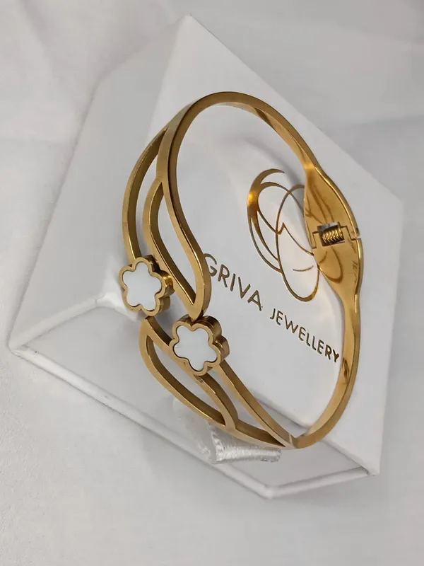 Floral_Glow_Bracelet