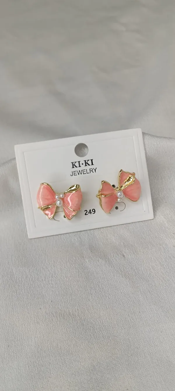 Pink_Pearl_Bow_Studs_Earrings__[Variable-2]