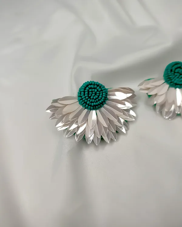Green_&_Silver_Bloom_Handmade_Earrings__(Variable-2)