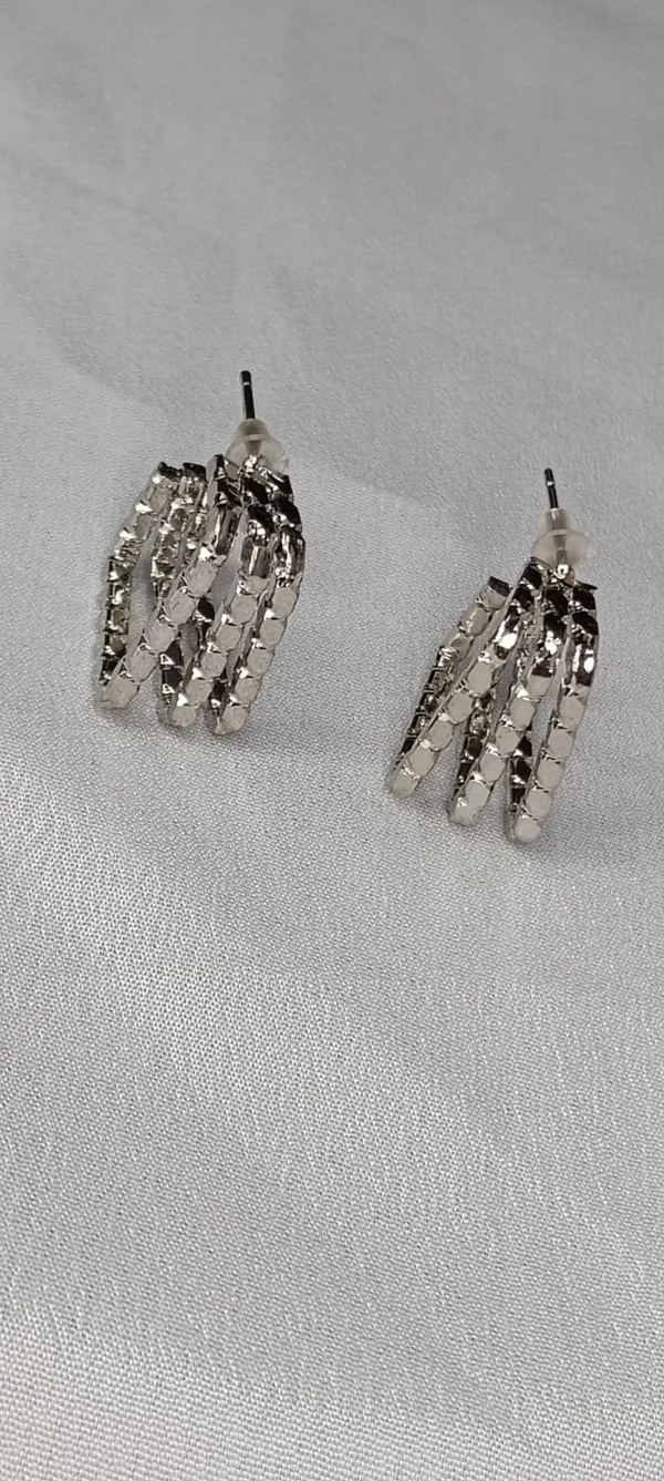 Silver_Prism_Studs_Earrings_[Variable-1]