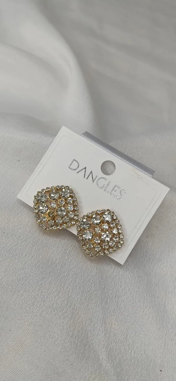 Shimmer_Cluster_Studs