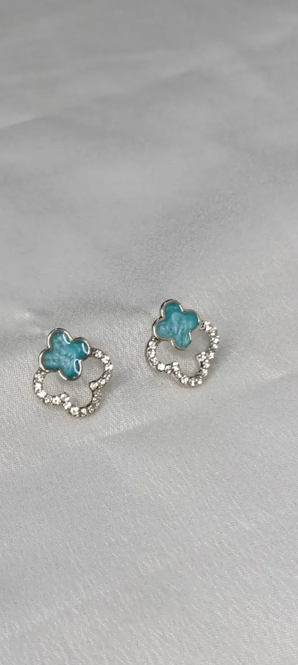 Aqua_Clover_Sparkle_Studs_Earrings