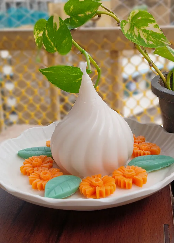 Buy_Bappa_Blessings_Modak_Candle_Online_India_|_Handmade_Floral_Soy_Wax_Candle_|_Mishri_Misthi_Blessing_Candles