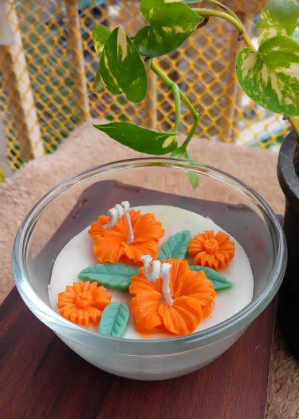 Orange_Hibiscus_Flower_Bowl_Candle_with_Green_Leaf_Wax_Melts_|_Decorative_Glass_Candle