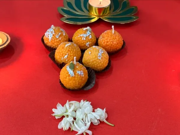 Orange_(Set_Of_4)Motichur_Laddu_Wax_Eco-Friendly_Candle
