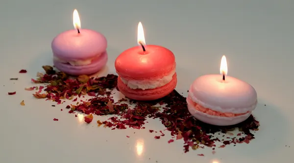 Buy_Macaron_Candles_Set_of_8_Online_India_|_Dessert_Shaped_Handmade_Scented_Candles_|_Mishri_Misthi_Blessing_Candles