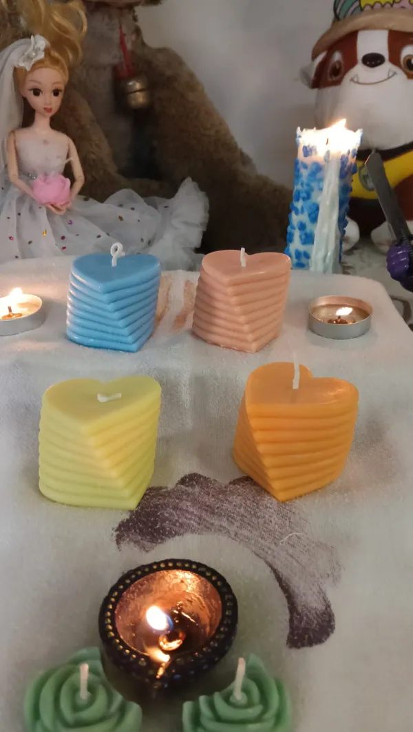 Buy_Twisted_Heart_Candle_Online_India_|_Rose_Scented_Handmade_Romantic_Candle_Gift_|_Mishri_Misthi_Blessing_Candles