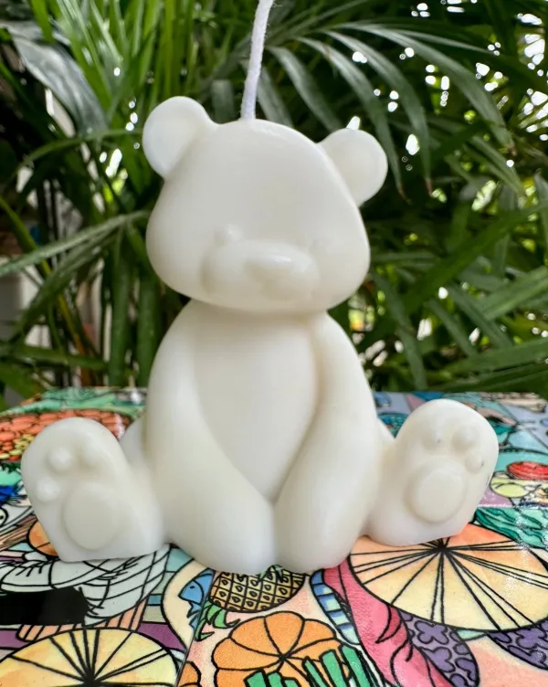 White_Big_Teddy_Wax_Eco-Friendly_Candle