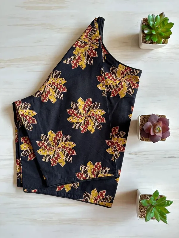 Comfortable_Traditional_Wear