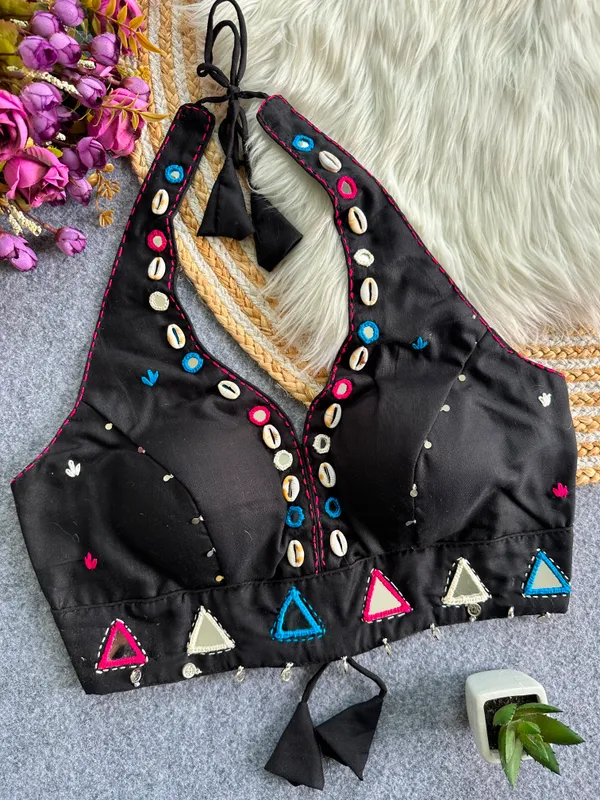 A_blouse_made_to_twirl,_sparkle,_and_stand_out_this_Navratri!