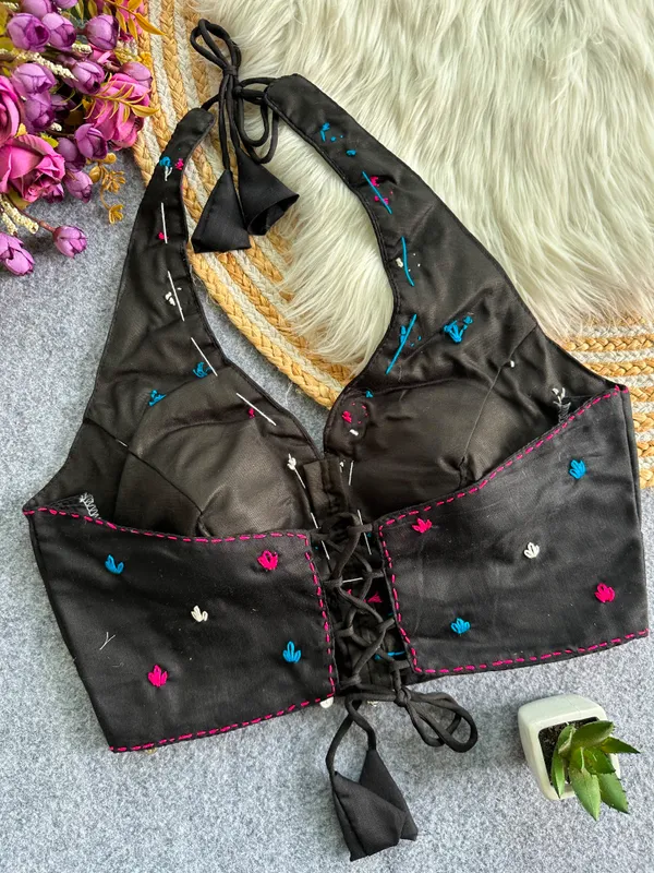 A_blouse_made_to_twirl,_sparkle,_and_stand_out_this_Navratri!