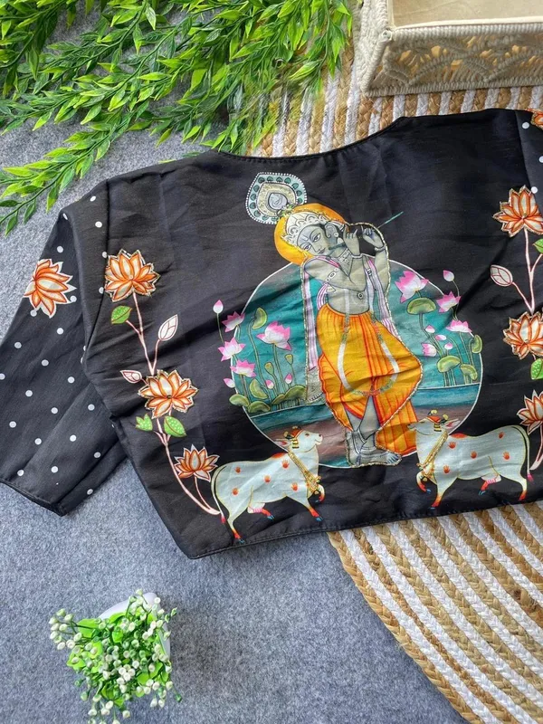 A_statement_blouse_with_soulful_traditional_detailing