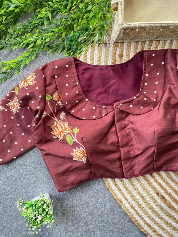 A_statement_blouse_with_soulful_traditional_detailing