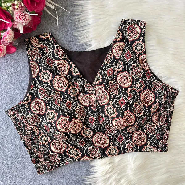 Ajrakh_Print_Flexi_Fit_Sleeveless_Blouse
