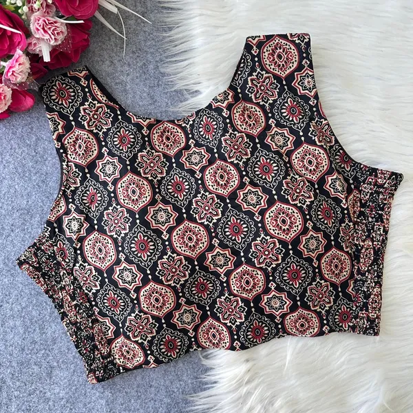 Ajrakh_Print_Flexi_Fit_Sleeveless_Blouse