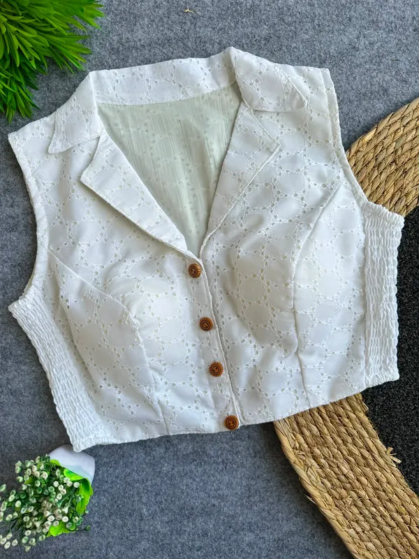 Comfort_Fit_Hakoba_Collar_Blouse
