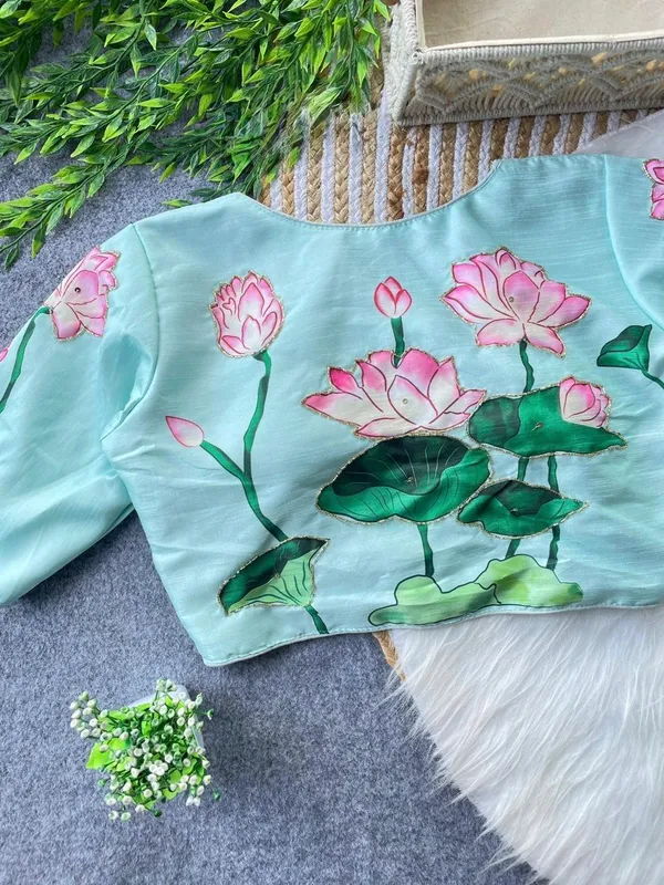 Designer_Ethnic_Blouse_with_Floral_Artwork