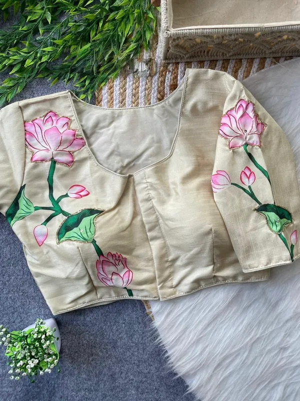 Designer_Ethnic_Blouse_with_Floral_Artwork